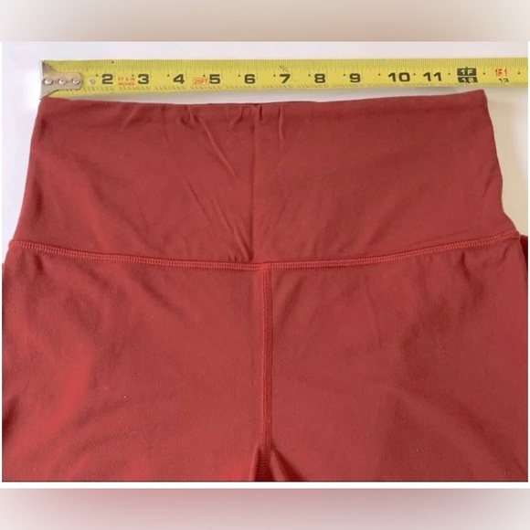 ATHLETA -Salutation Stash Tight Size Small - Picture 12 of 14